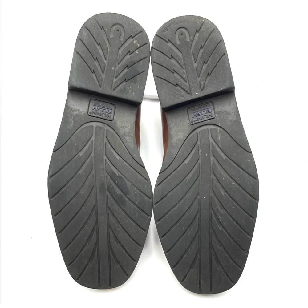 Nunn Bush sophisticated leather