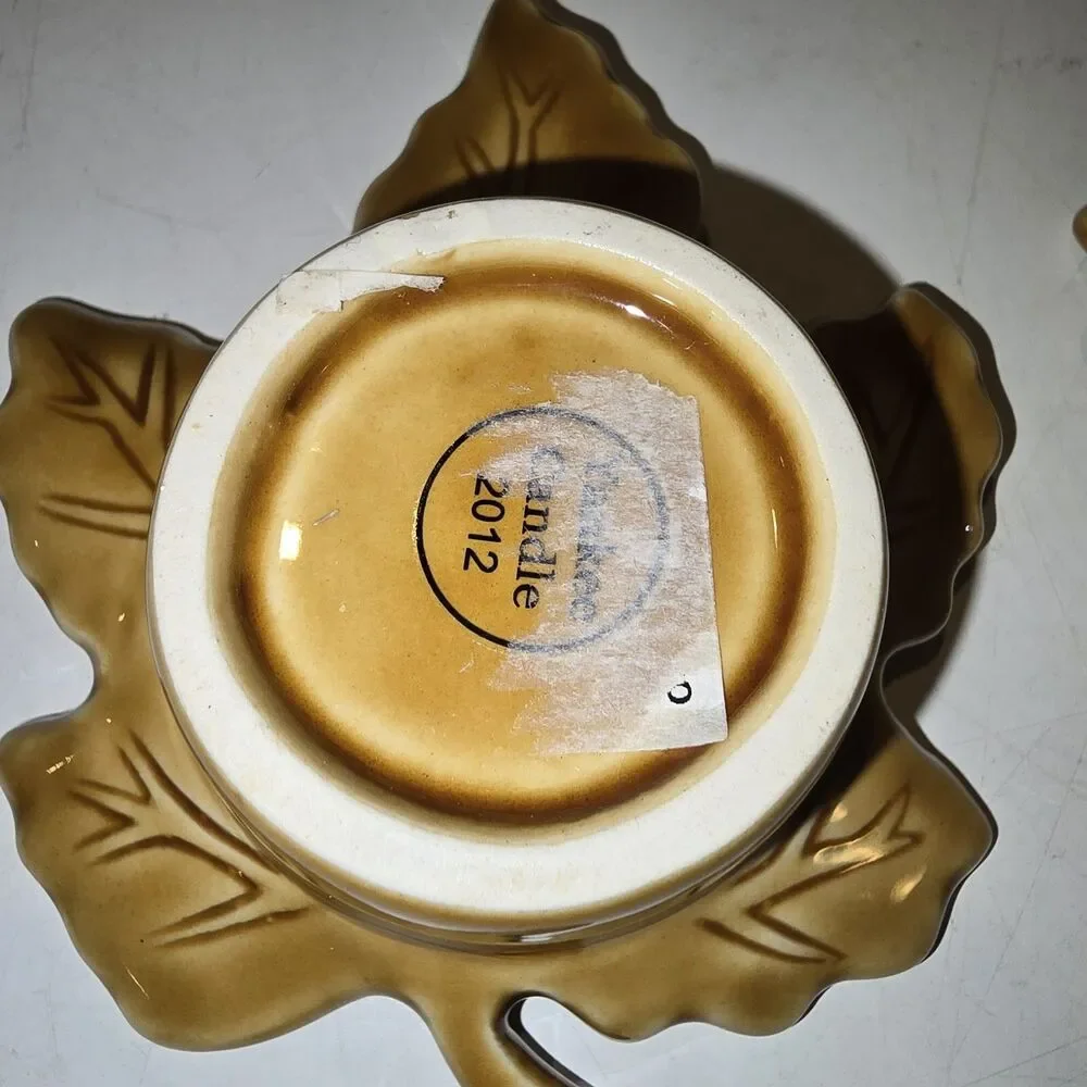 2012 Yankee Candle Ceramic GRAPE LEAF Tealight Holder X2