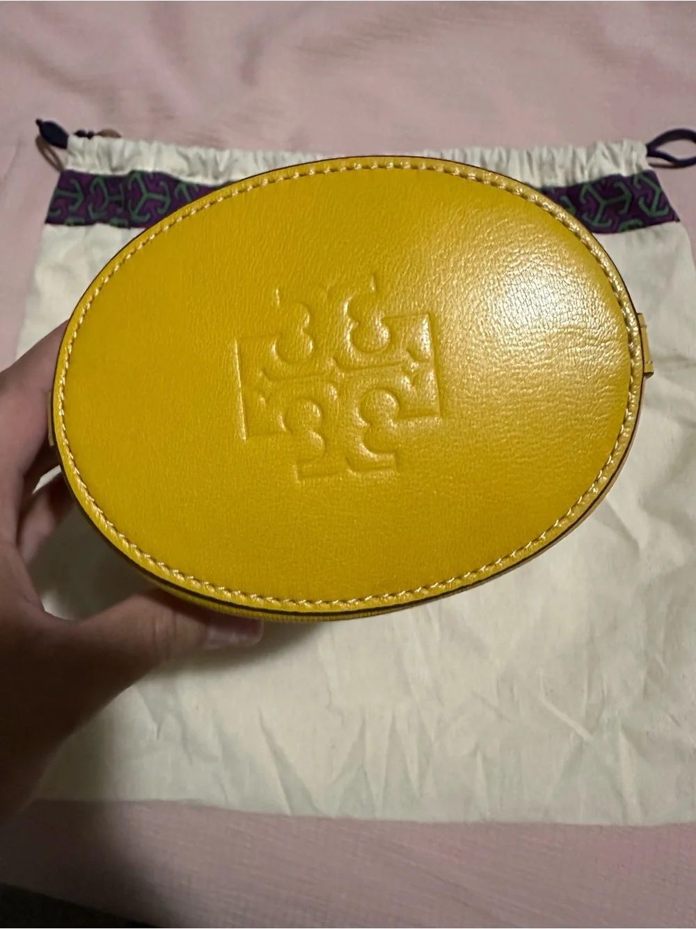 Tory Burch compact tory