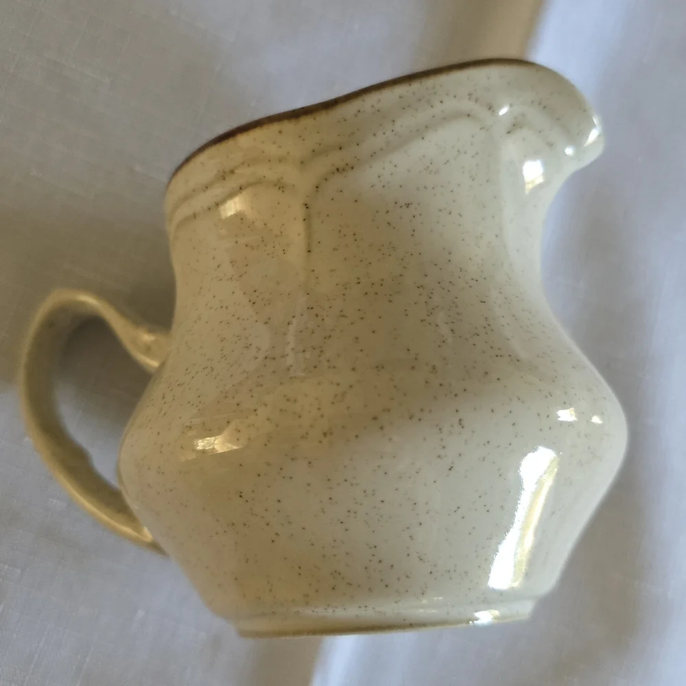 Baroque Vintage Hearthside Stoneware Creamer Taupe Handle Cup Collectible