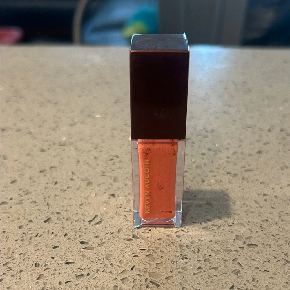 Kevyn Aucoin luxurious lip