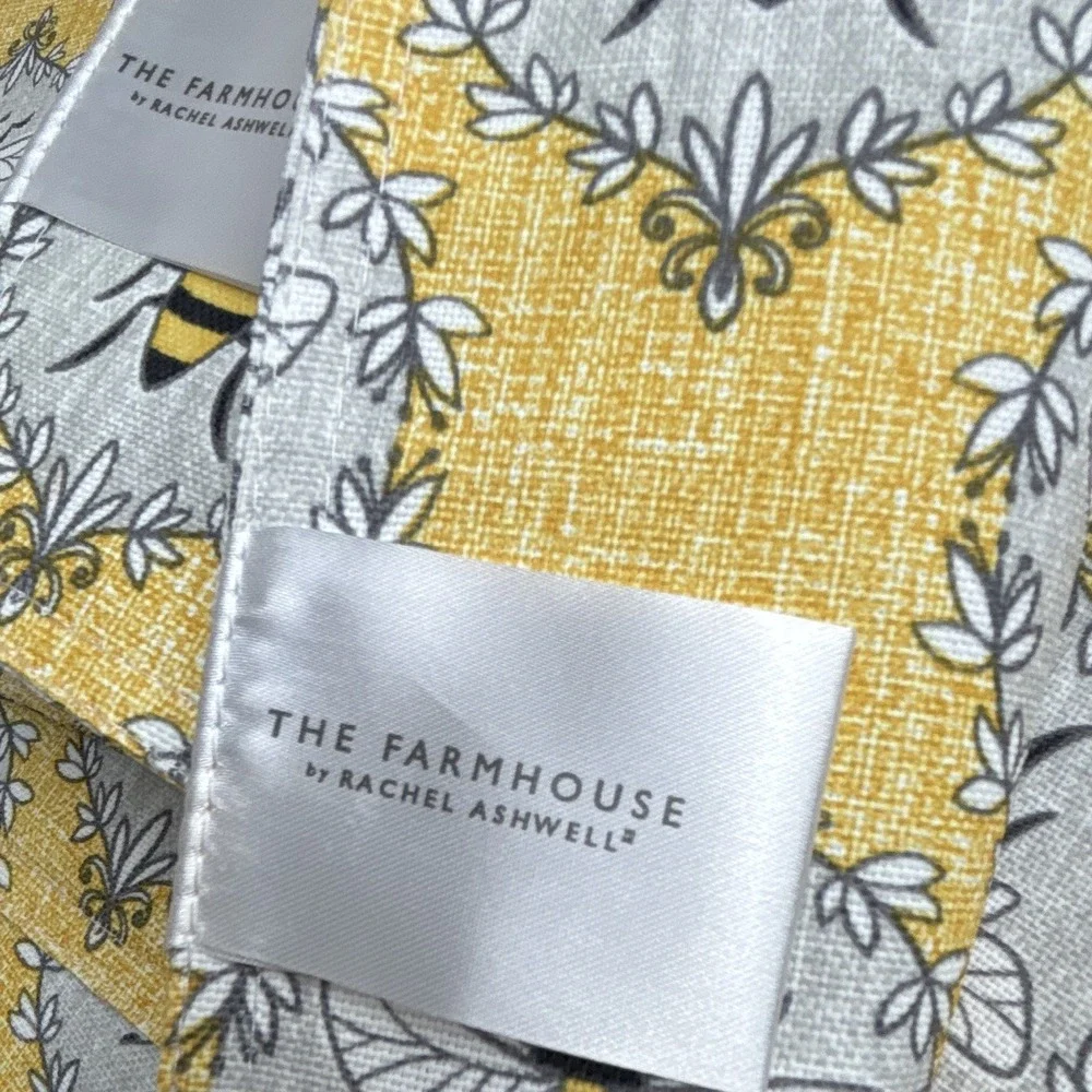 The Farmhouse by Rachel Ashwell Bee Print placemats Set of  6 Yellow/Gray