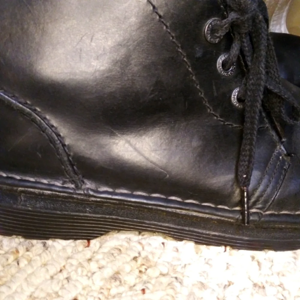Dr. Martens Reed Black Leather Chukka Style Lace-Up Boots