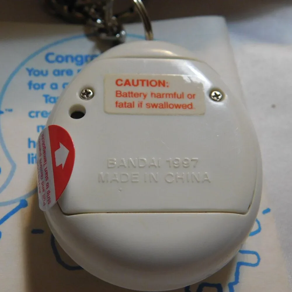 Vintage Bandai TAMAGOTCHI Virtual Reality Pet 1997 White