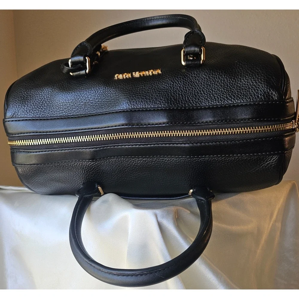 Michael Kors pockets inner