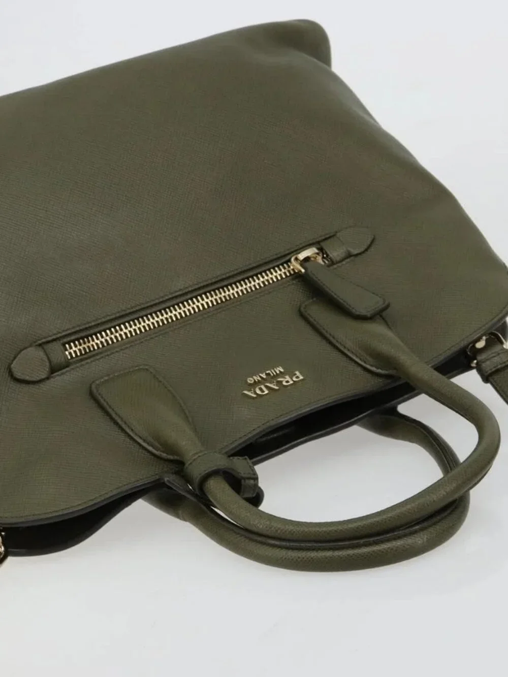 Prada brand	prada color	khaki
