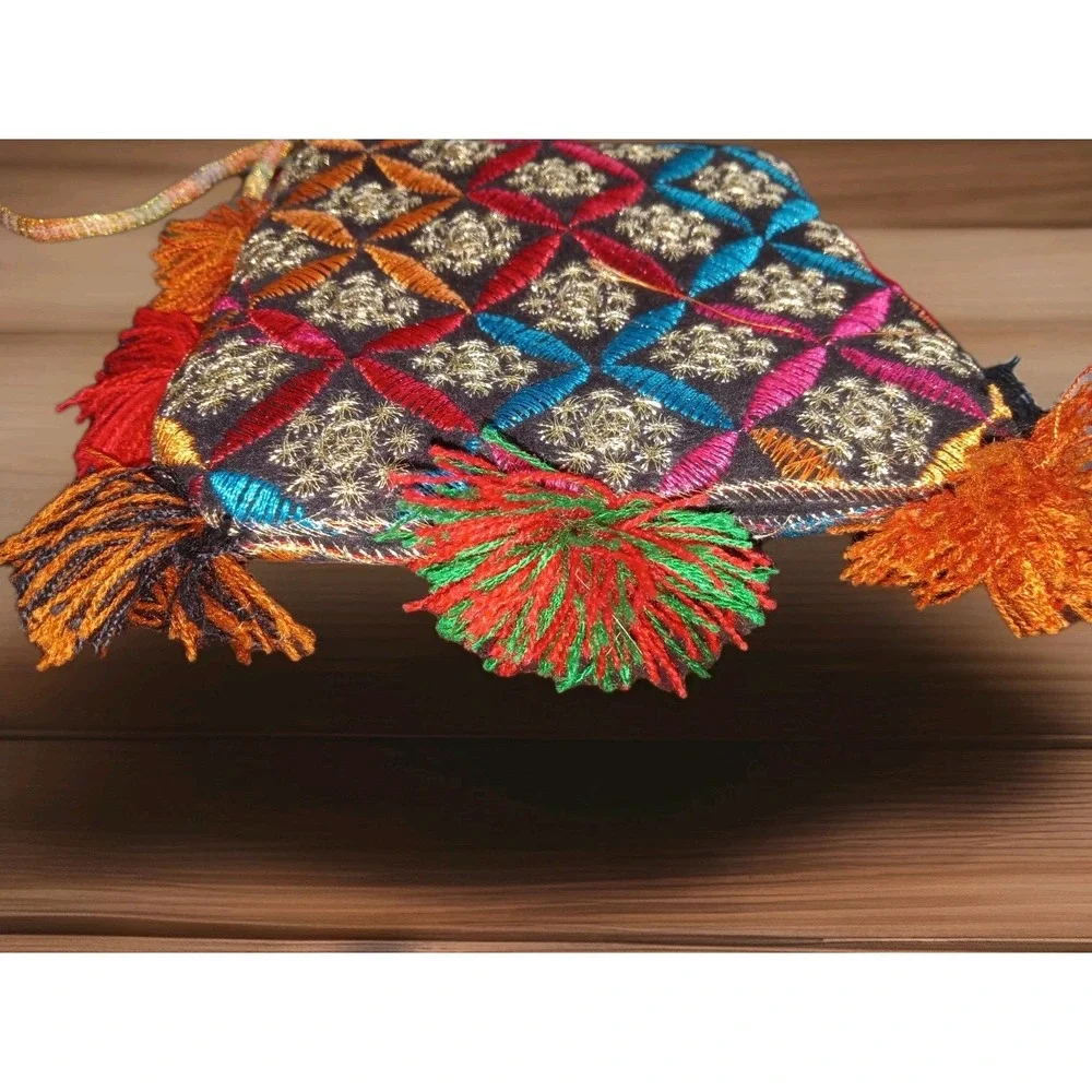 Embroidered Pakistan Indian‎ Purse Satchel Cross Body Tribal Boho Ethnic Tassels