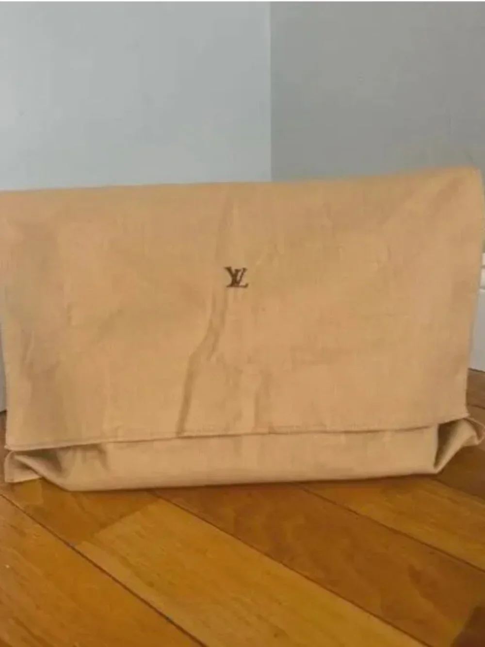 Louis Vuitton damier slight bundle