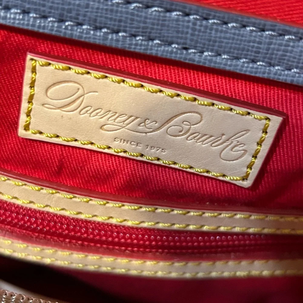 Dooney & Bourke excellent dooney