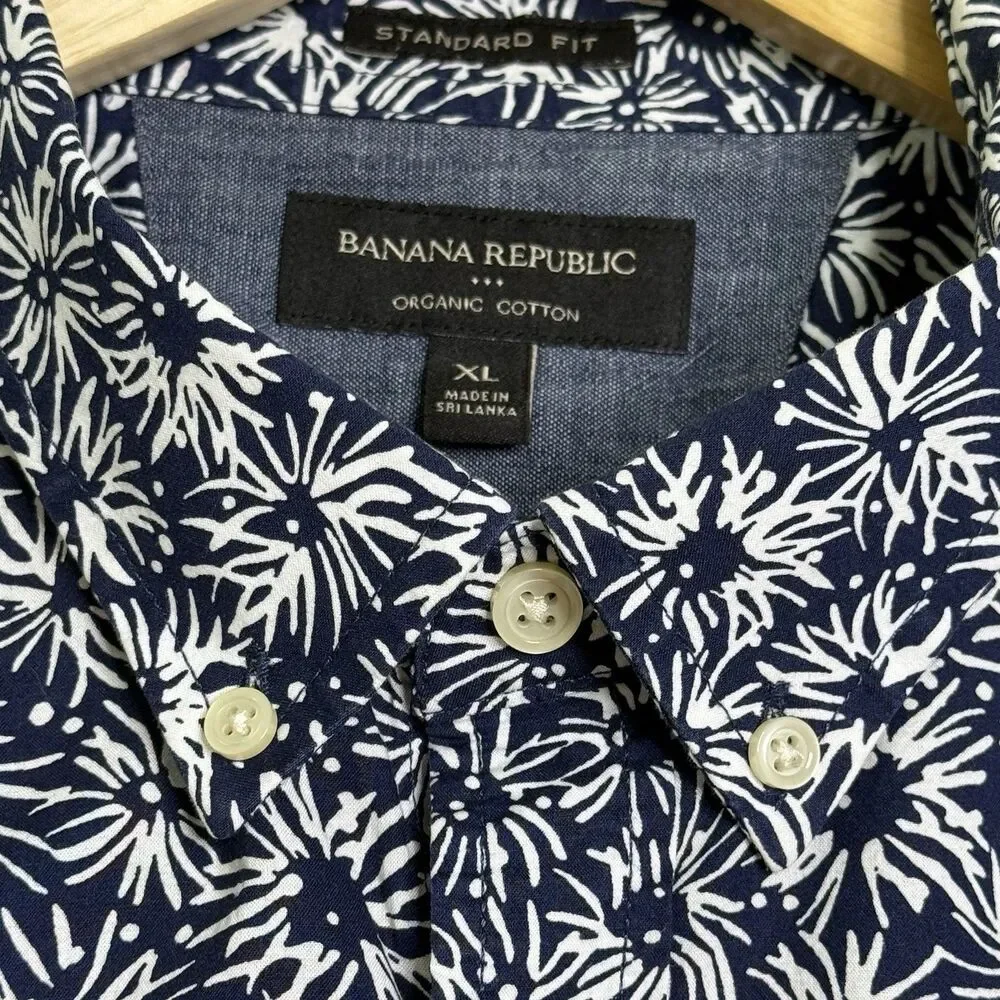 BANANA REPUBLIC Short Sleeve Button Down Shirt Mens XL Dark Blue White Starburst