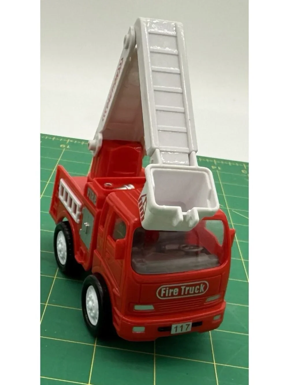 2019 Nkok Plastic Firetruck With Lift Ladder