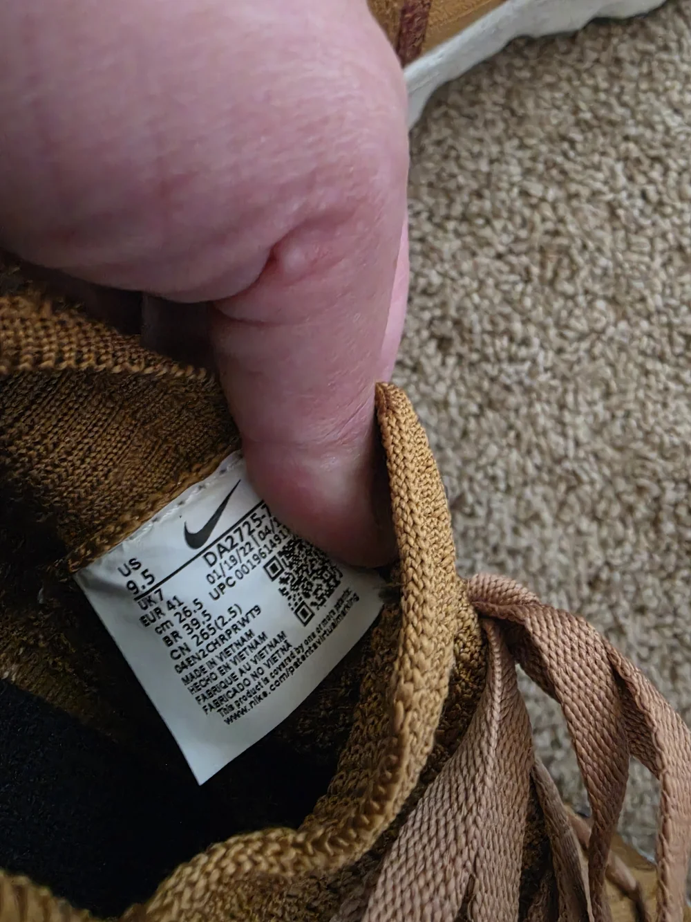 Nike Space Hippie 04 Wheat Dark Beetroot Women's Sneakers