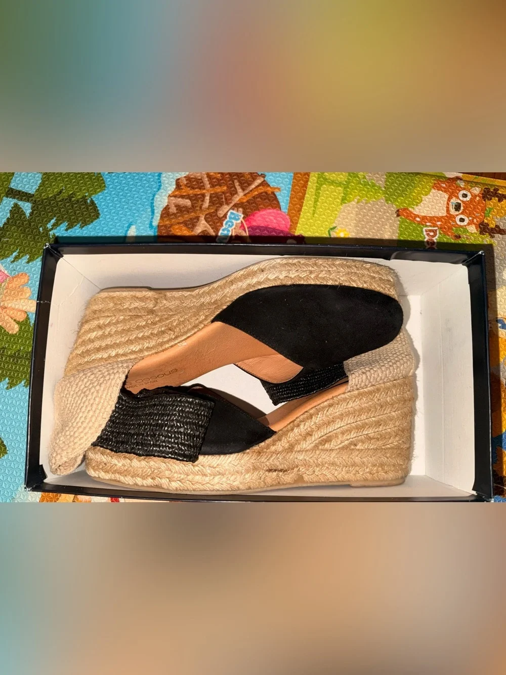 André Assous classic black