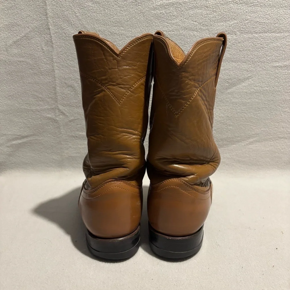 Justin Boots questions leave