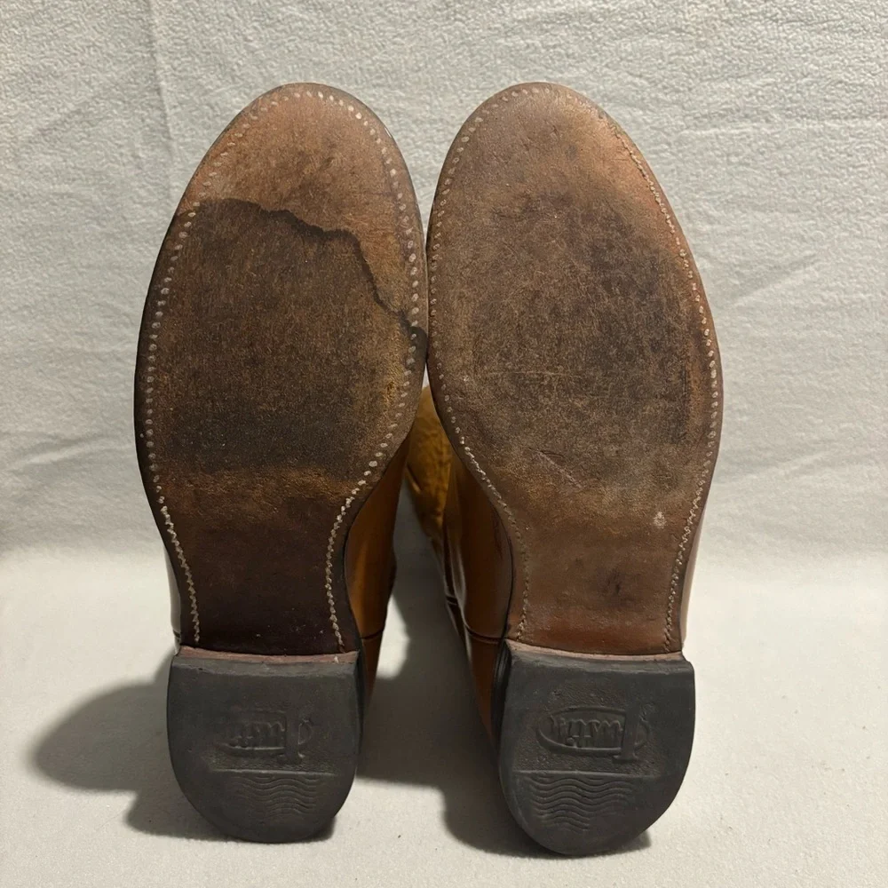 Justin Boots questions leave