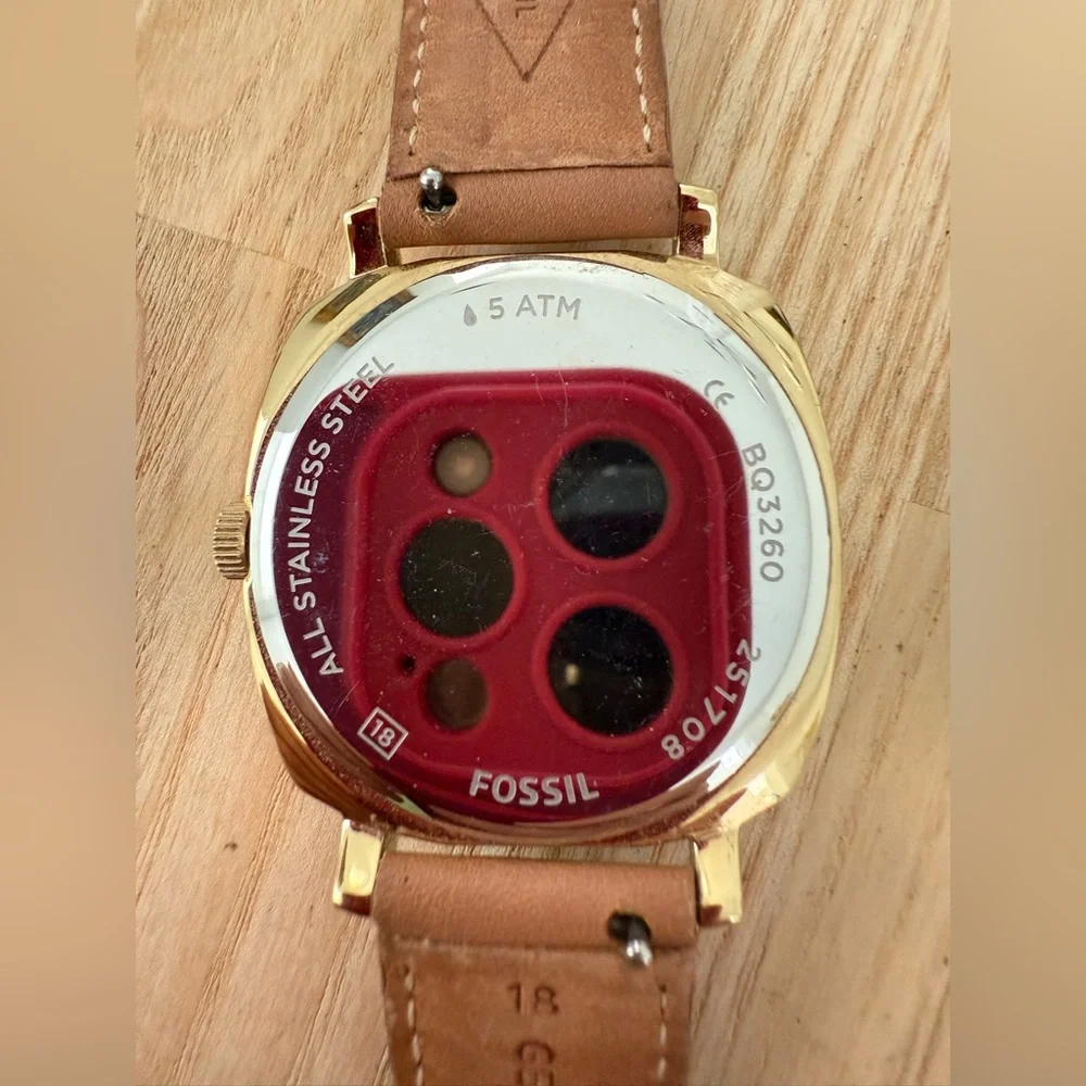 Fossil ladies gold tone brown leather watch NEW BATTERY