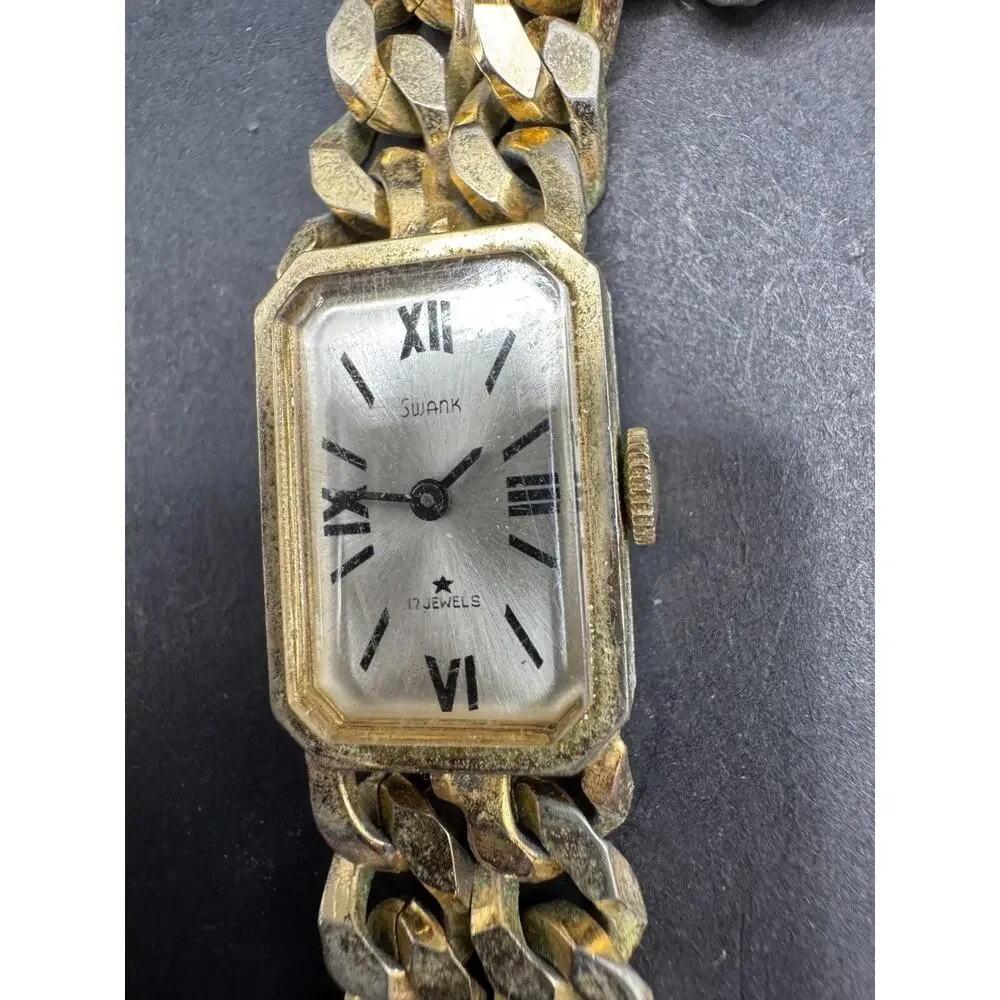 Vintage Swank Ladies 17 Jewels Gold Tone Wristwatch Metal & Leather Band