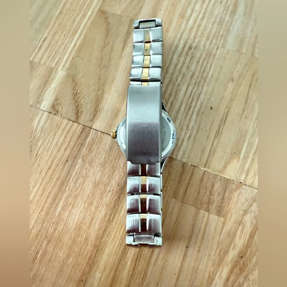 Milan ladies two tone day date watch NEW BATTERY