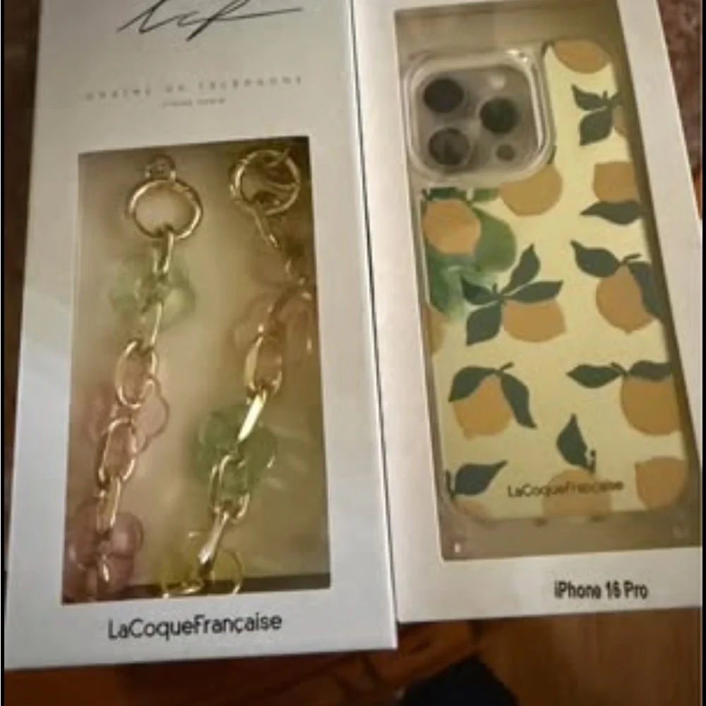 New LaCoqueFrançaise phone accessory set iPhone 16 pro Lemon case flower chain
