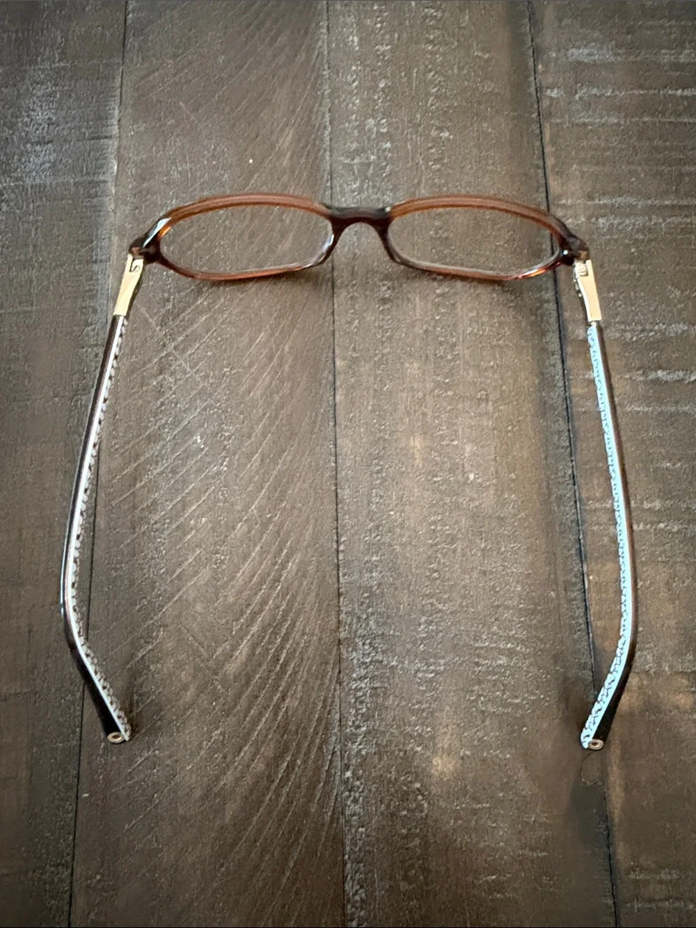 Coach shine free oval
