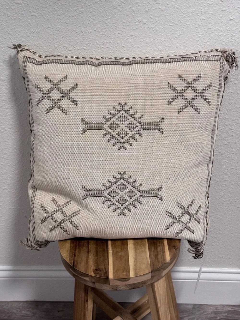 Four Hands Art Studio nwt four