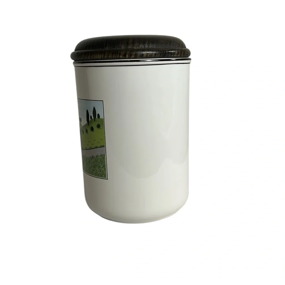 Villeroy & Boch beautiful hand