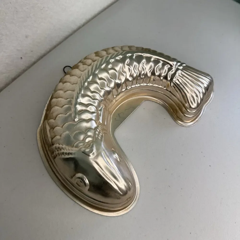 Mirro aluminum fish