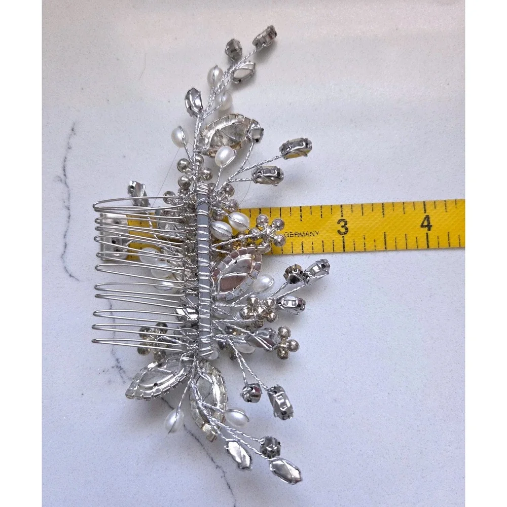 N/A elegant silver