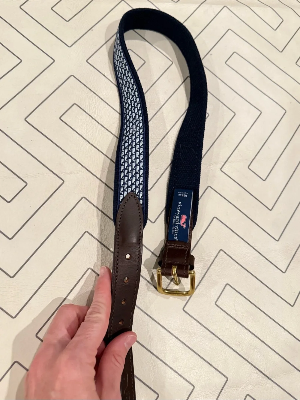Vineyard Vines size 26