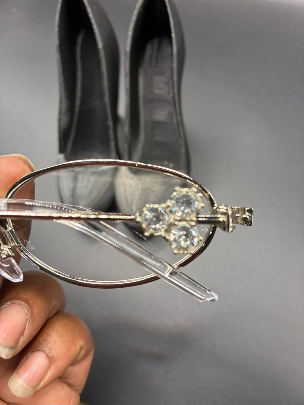 🔥 My rock Women’s Silver Oval Rhinestone Frame Reading Glasses