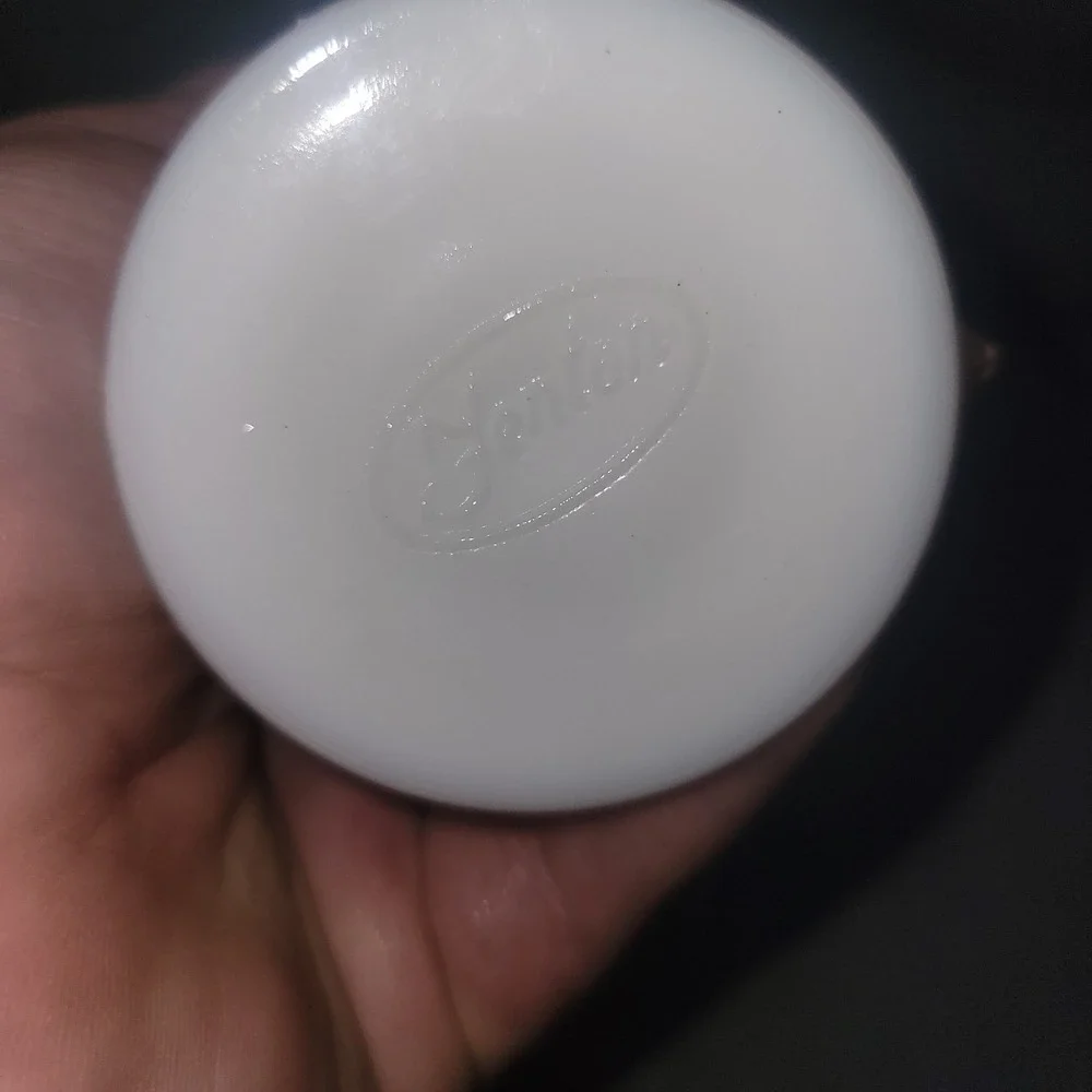 Fenton vintage milk