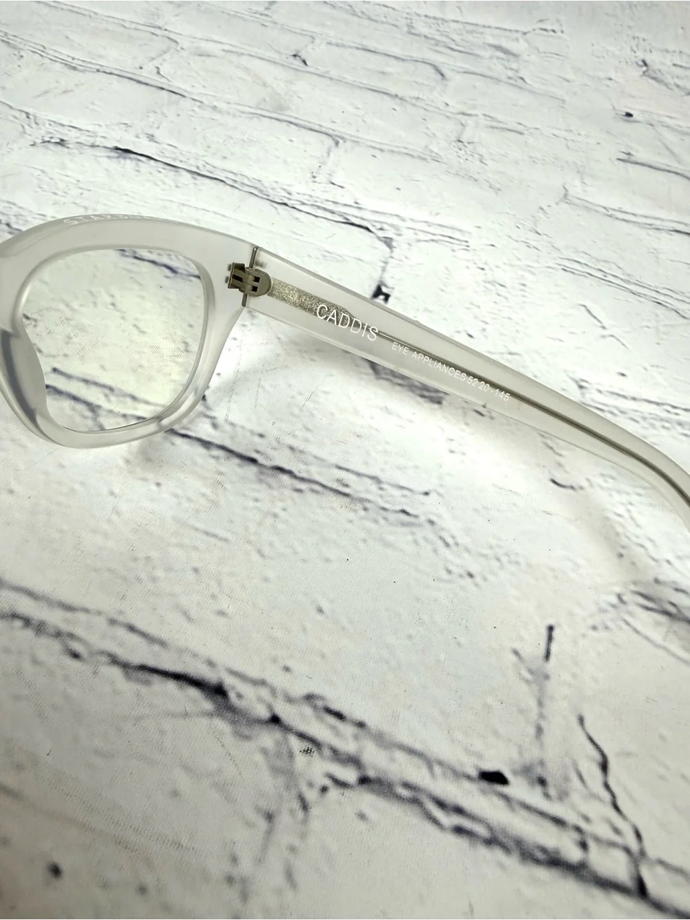 Caddis stylish clear