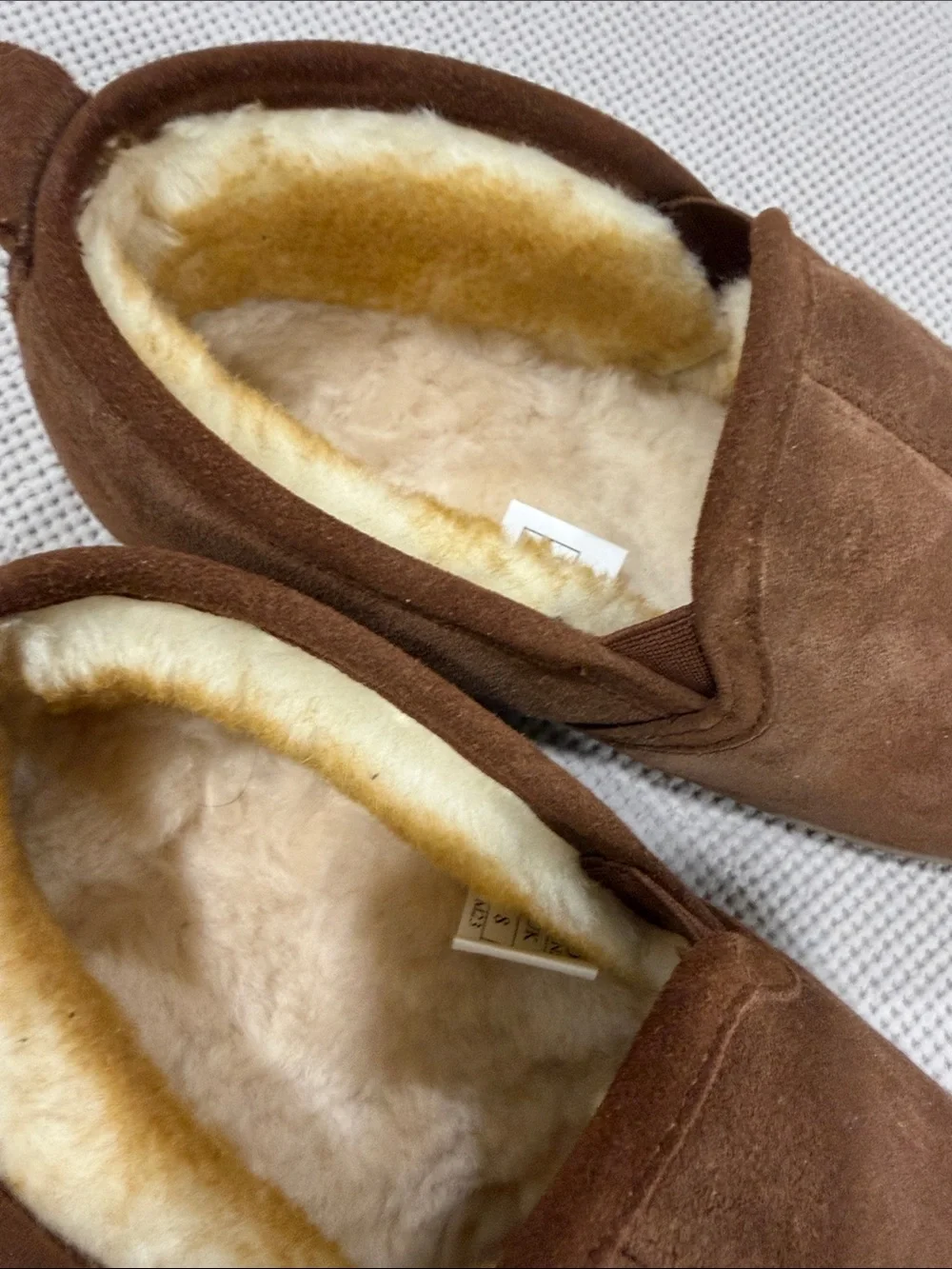 Pedoqu Men's Brown Suede Slip-On Indoor/Outdoor Slippers