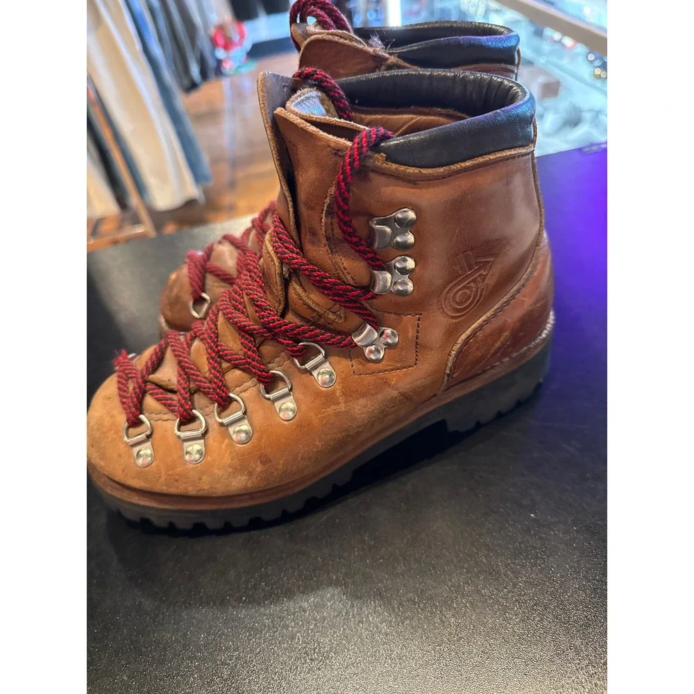Danner vintage mountain