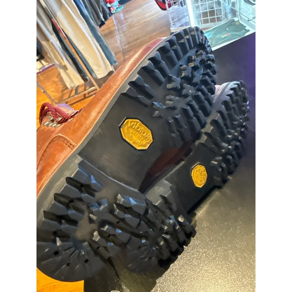 Danner vintage mountain