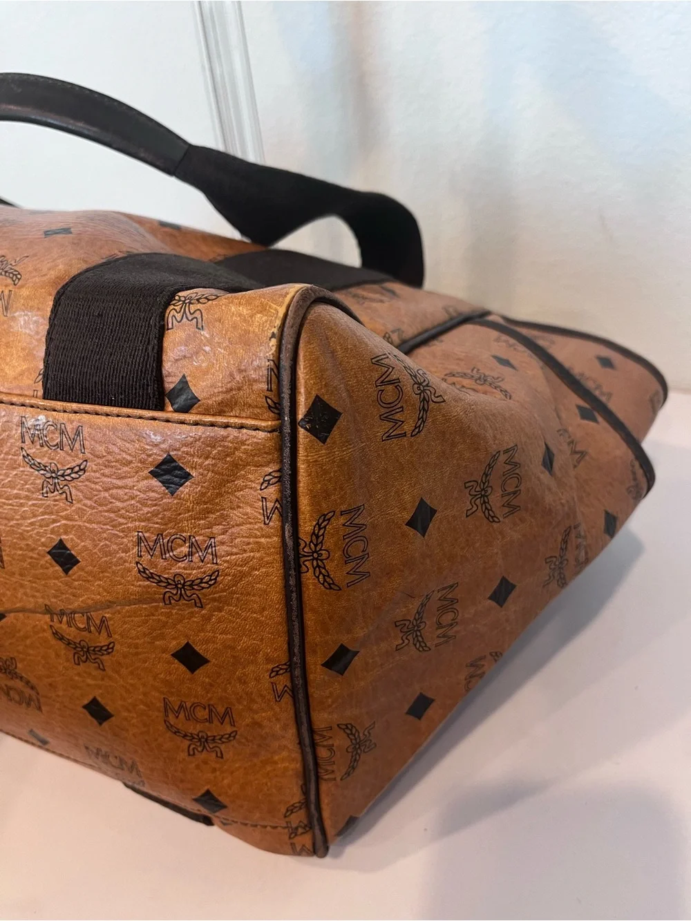 MCM VISETOS HAND BAG