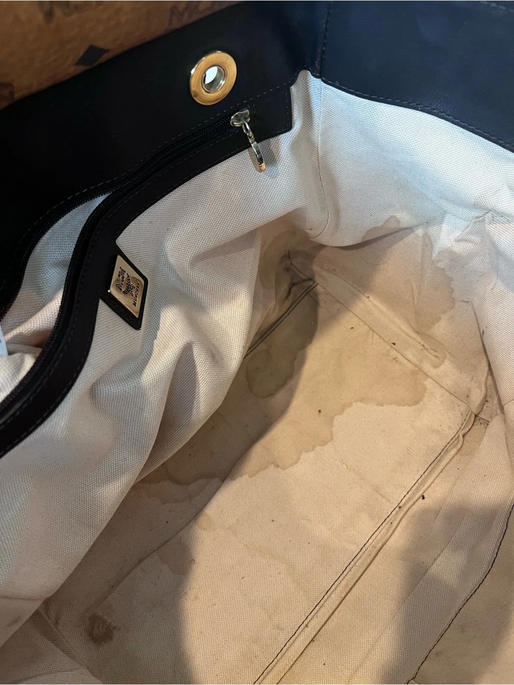 MCM VISETOS HAND BAG