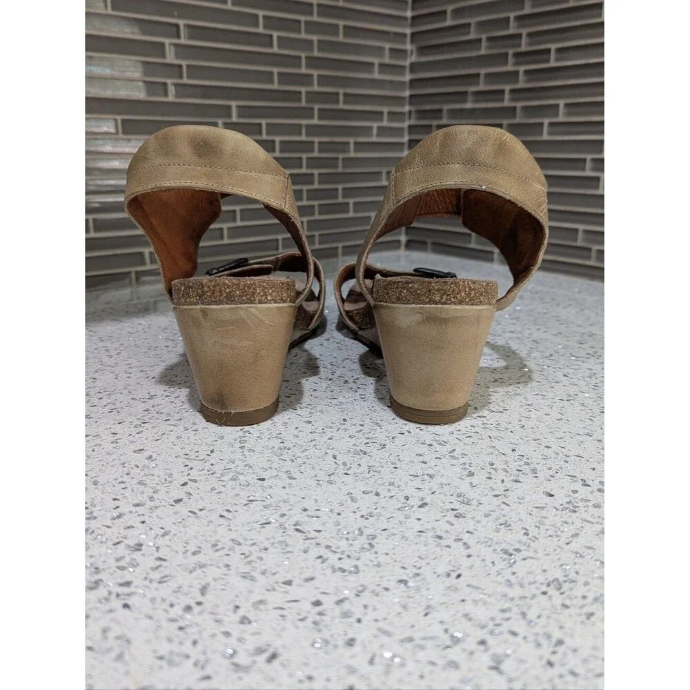 Taos Footwear taos buckle