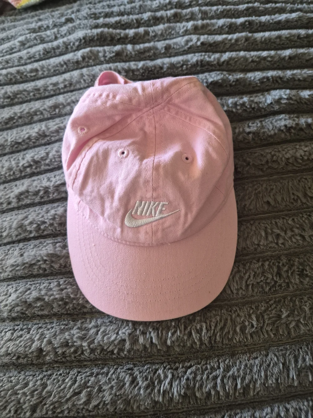 Nike kids cap