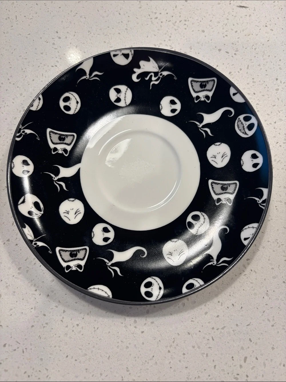 Disney saucers collection perfect