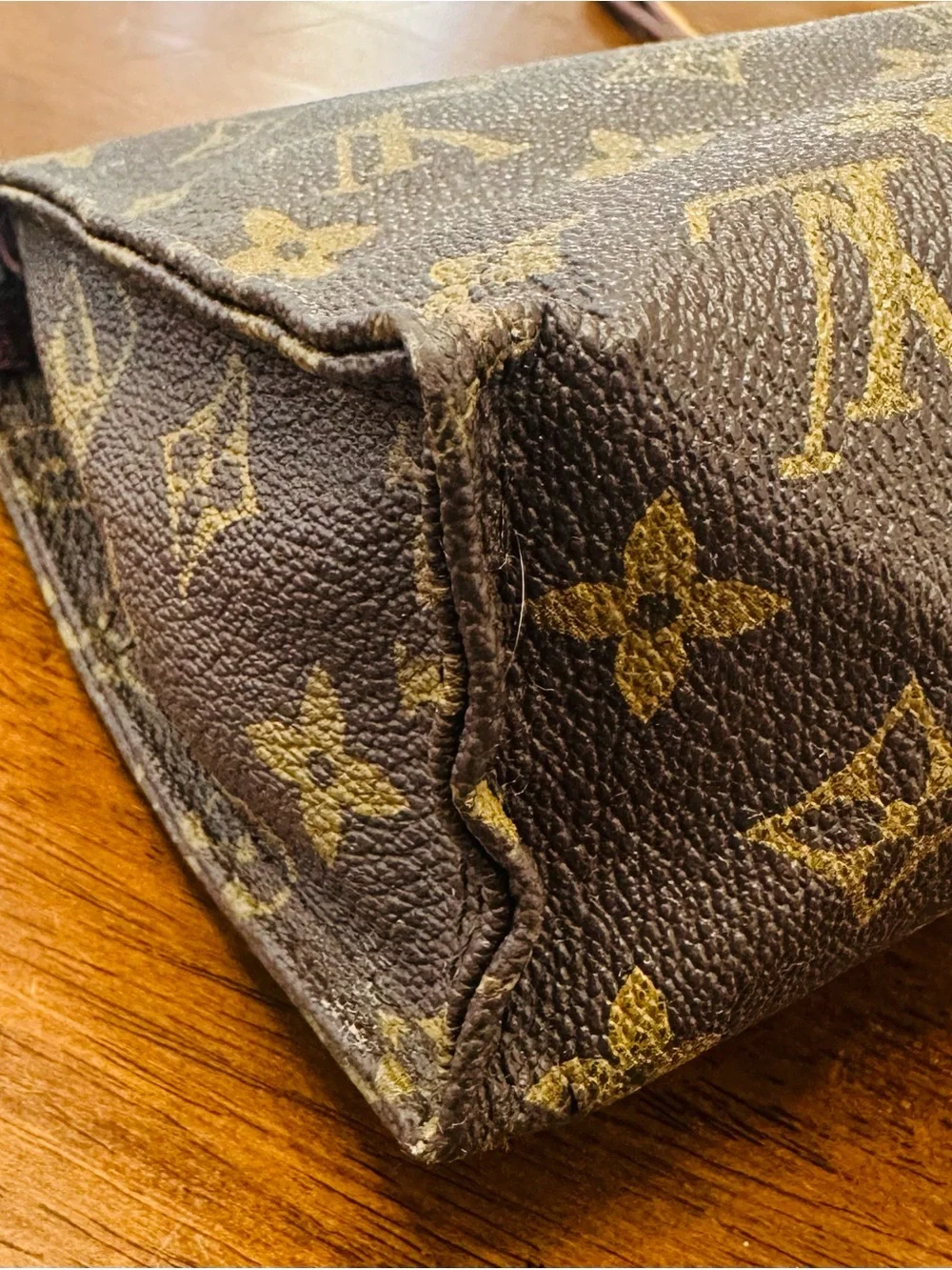 Louis Vuitton authentic louis