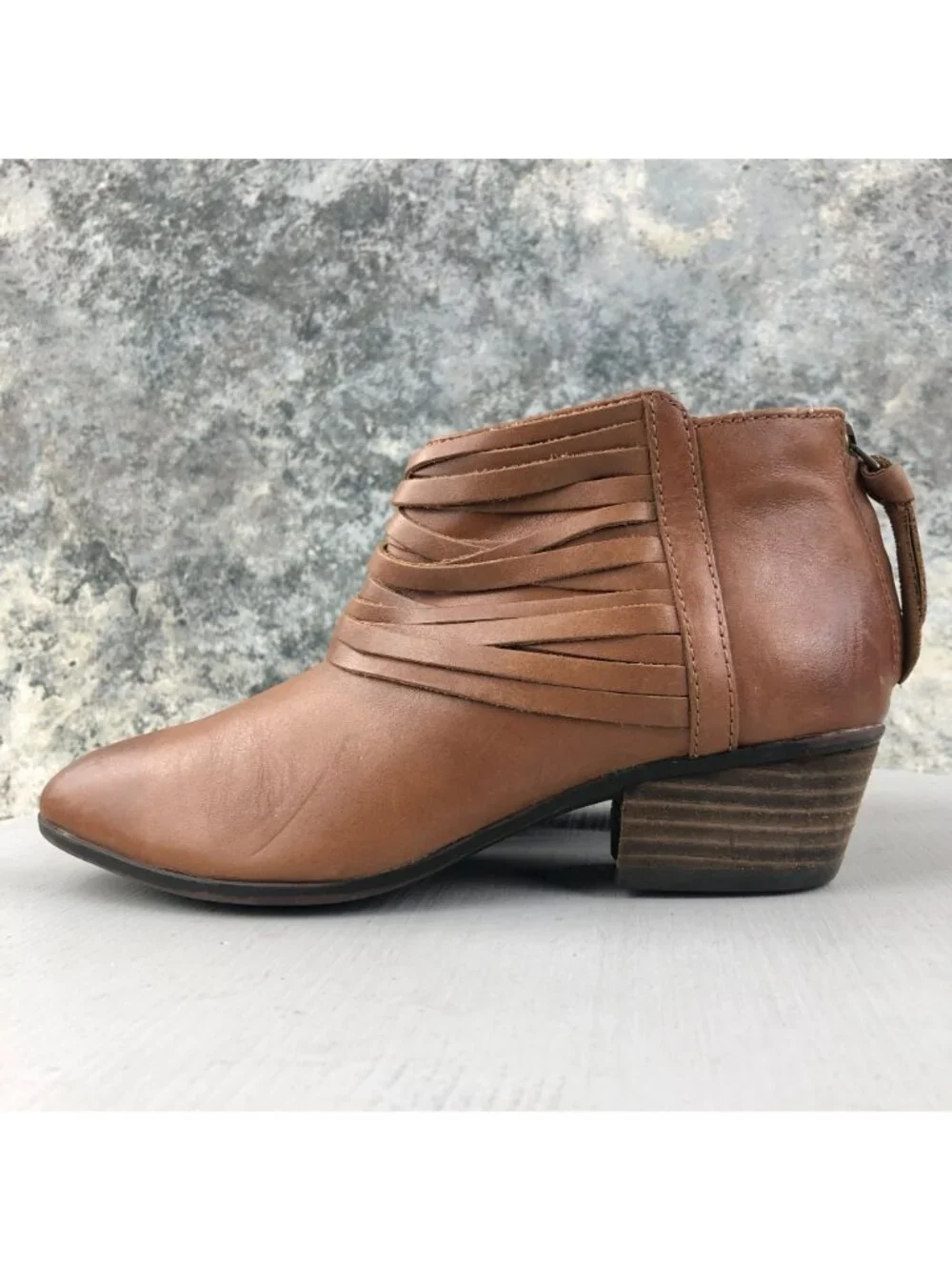 Clarks Womens Size 6M Collection Spye Celeste Brown Leather Back Zip Ankle Boots