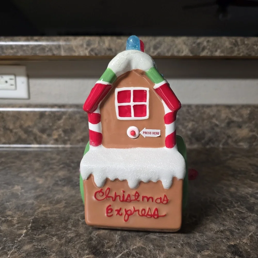 Hallmark 2011 Christmas Express Holiday Blinking Light Sound Musical Train