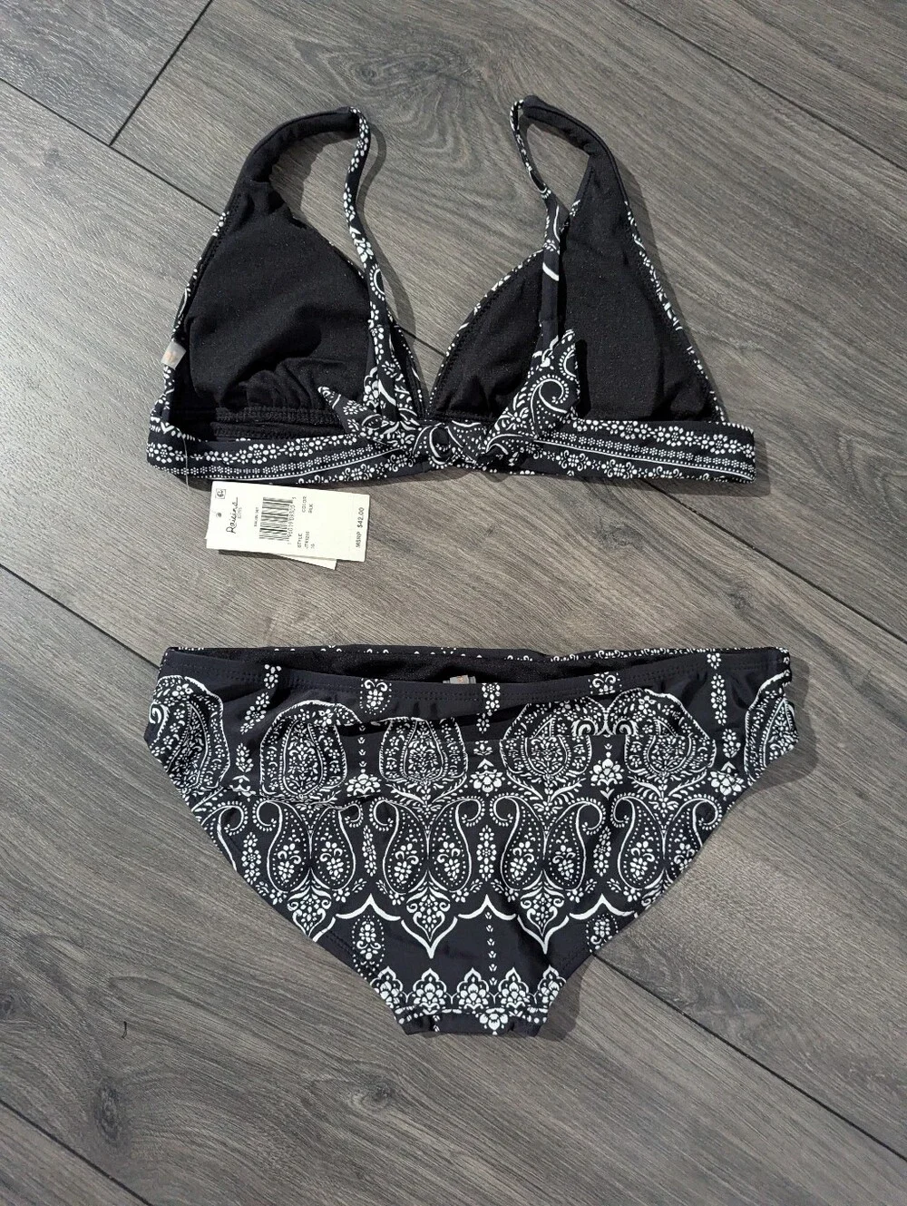 Raisin girls black paisley