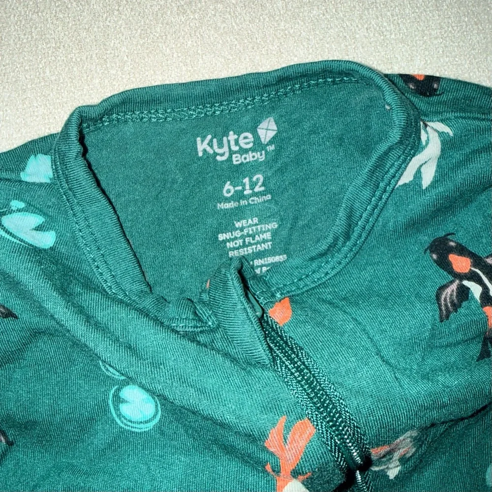 Kyte Baby Koi Zippered Romper 6-12M