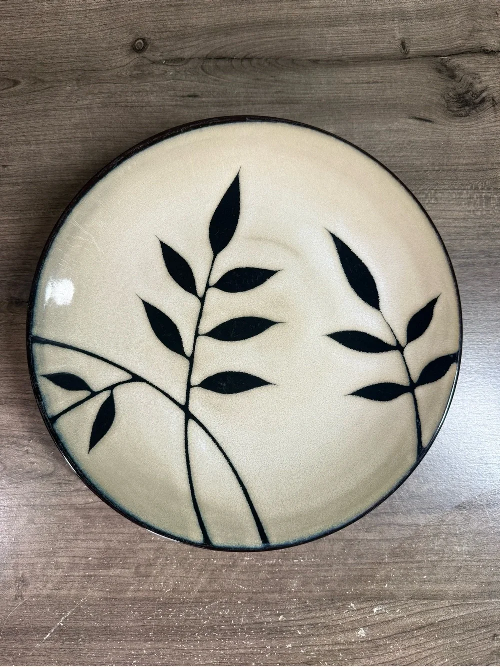 Gibson Elite Midnight Palm Leaves 11” Dinner Plates Brown Cream Set of 4