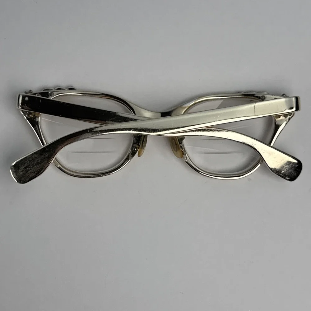 Tura Inc Filigree Gold-Tone‎ Women's Eyeglasses US Pat 631706 Cat-Eye Vintage