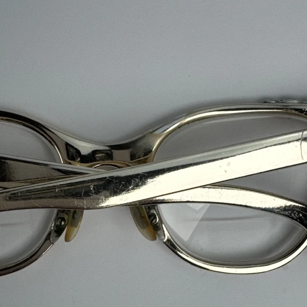 Tura Inc Filigree Gold-Tone‎ Women's Eyeglasses US Pat 631706 Cat-Eye Vintage