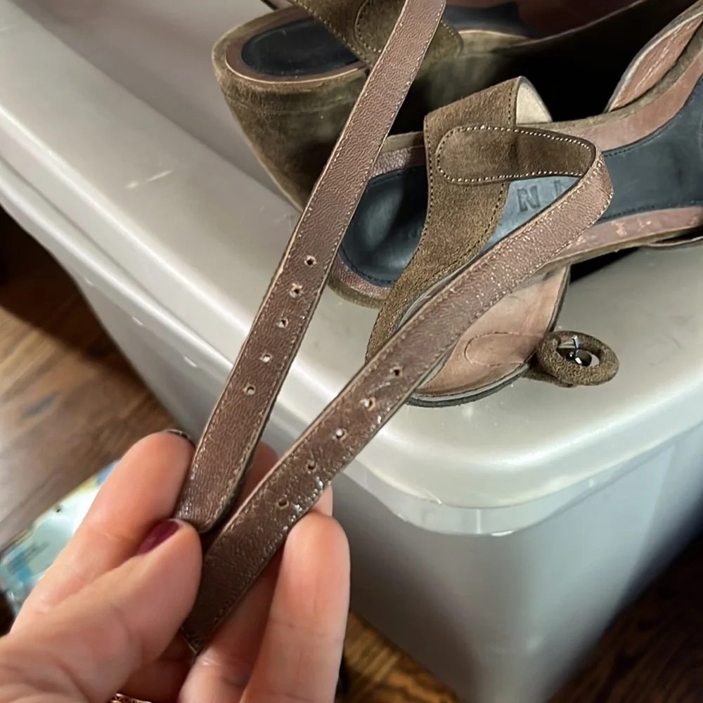 Marni wedge suede heels olive size 37 or 6.5