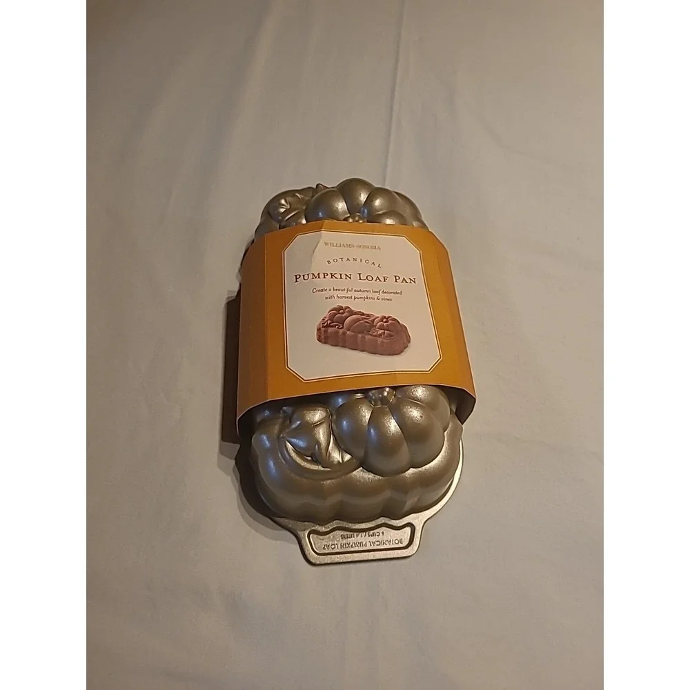 Williams-Sonoma‎ Botanical Pumpkin Loaf Pan